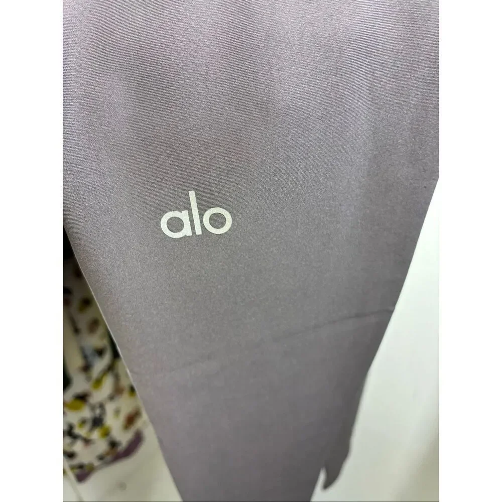 ALO Yoga NWT High Waist Airlift Legging in Purple Dusk Size XS